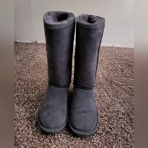 Women's Bearpaw  Grey Suede Boots Size 7